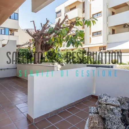 A Due Passi Dal Mare- Salento Reservation Villa *