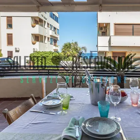 A Due Passi Dal Mare- Salento Reservation