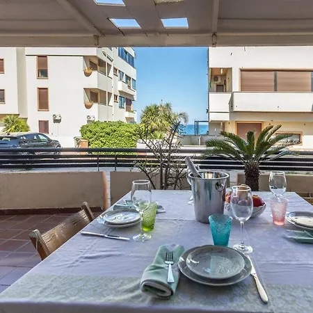 A Due Passi Dal Mare- Salento Reservation Вилла